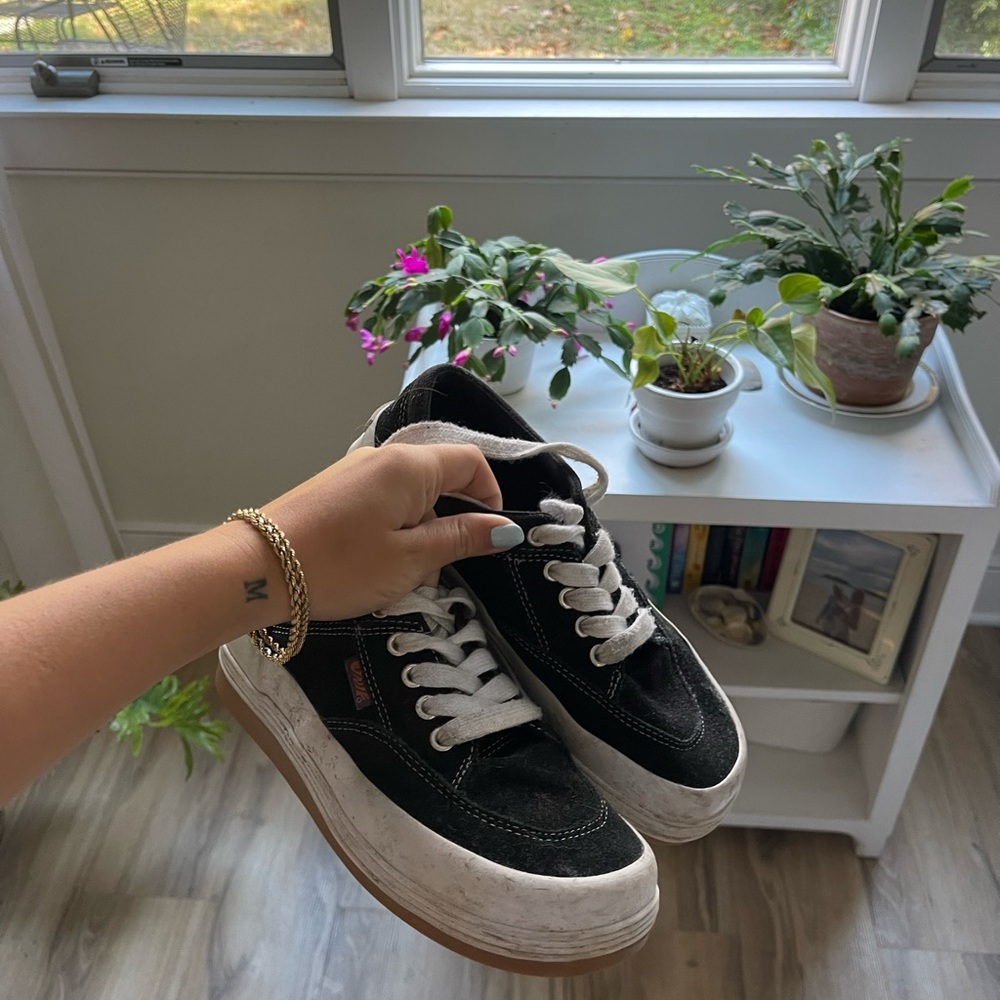 UNIF black sneakers